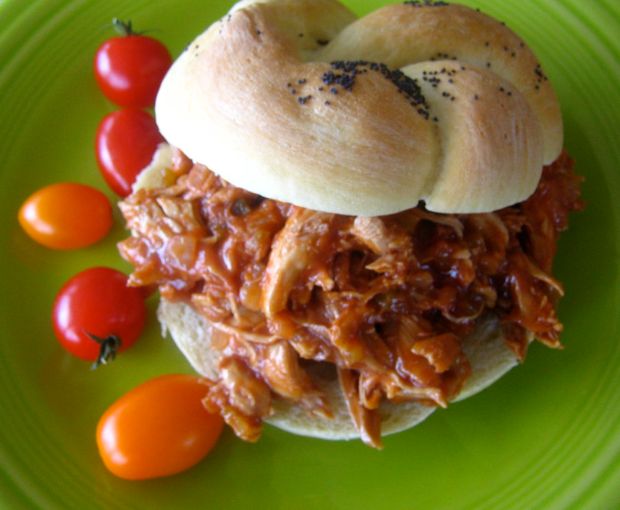 pulled turkey and kaiser buns